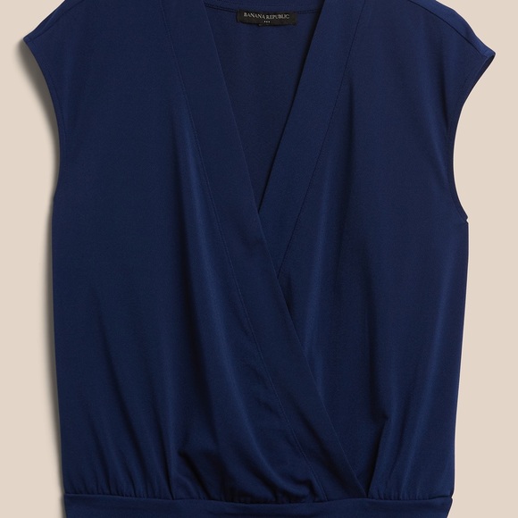 Banana Republic Factory Crepe Wrap-Style Top. NWT. - Picture 3 of 5
